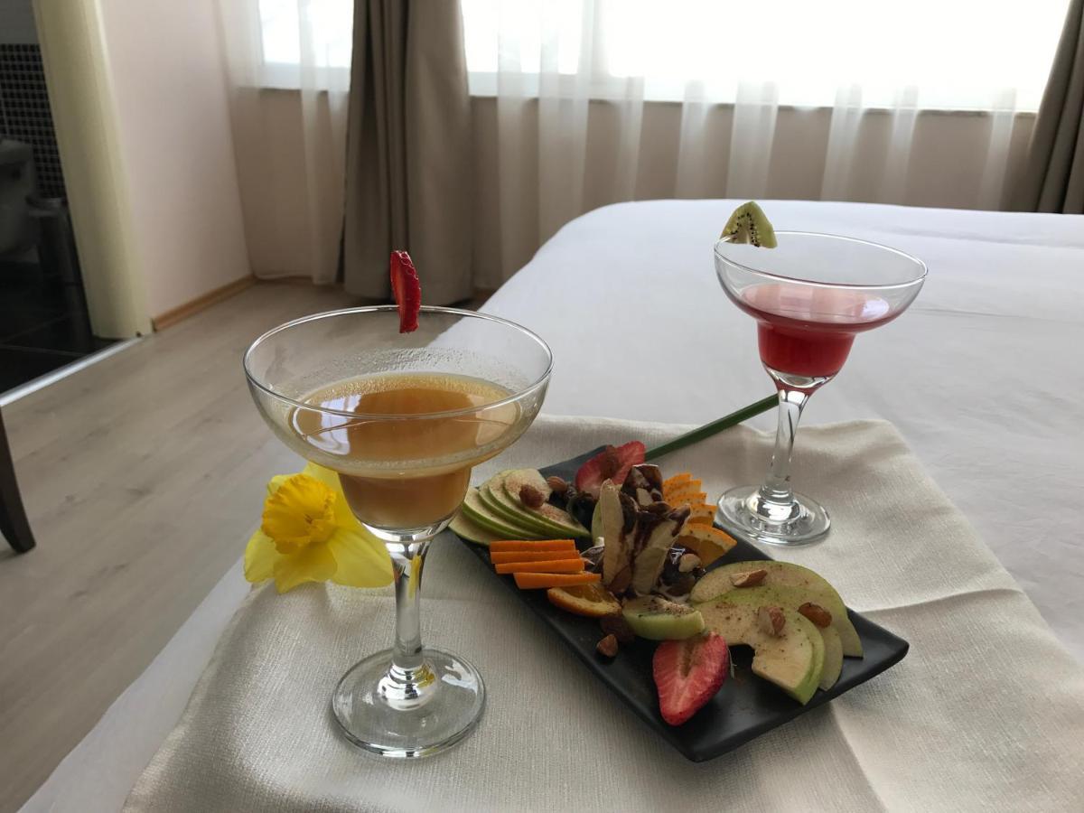 Royal Vila Hotel Тирана Экстерьер фото