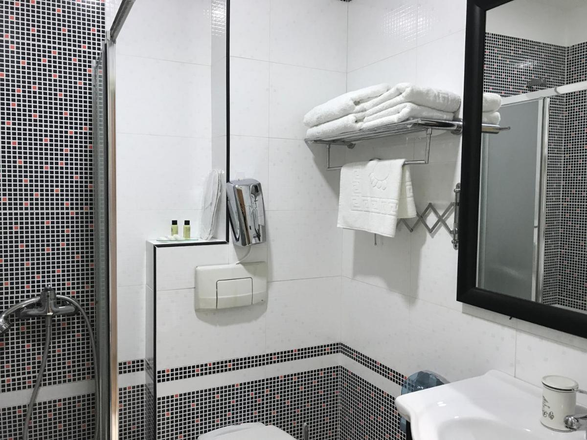 Royal Vila Hotel Тирана Экстерьер фото