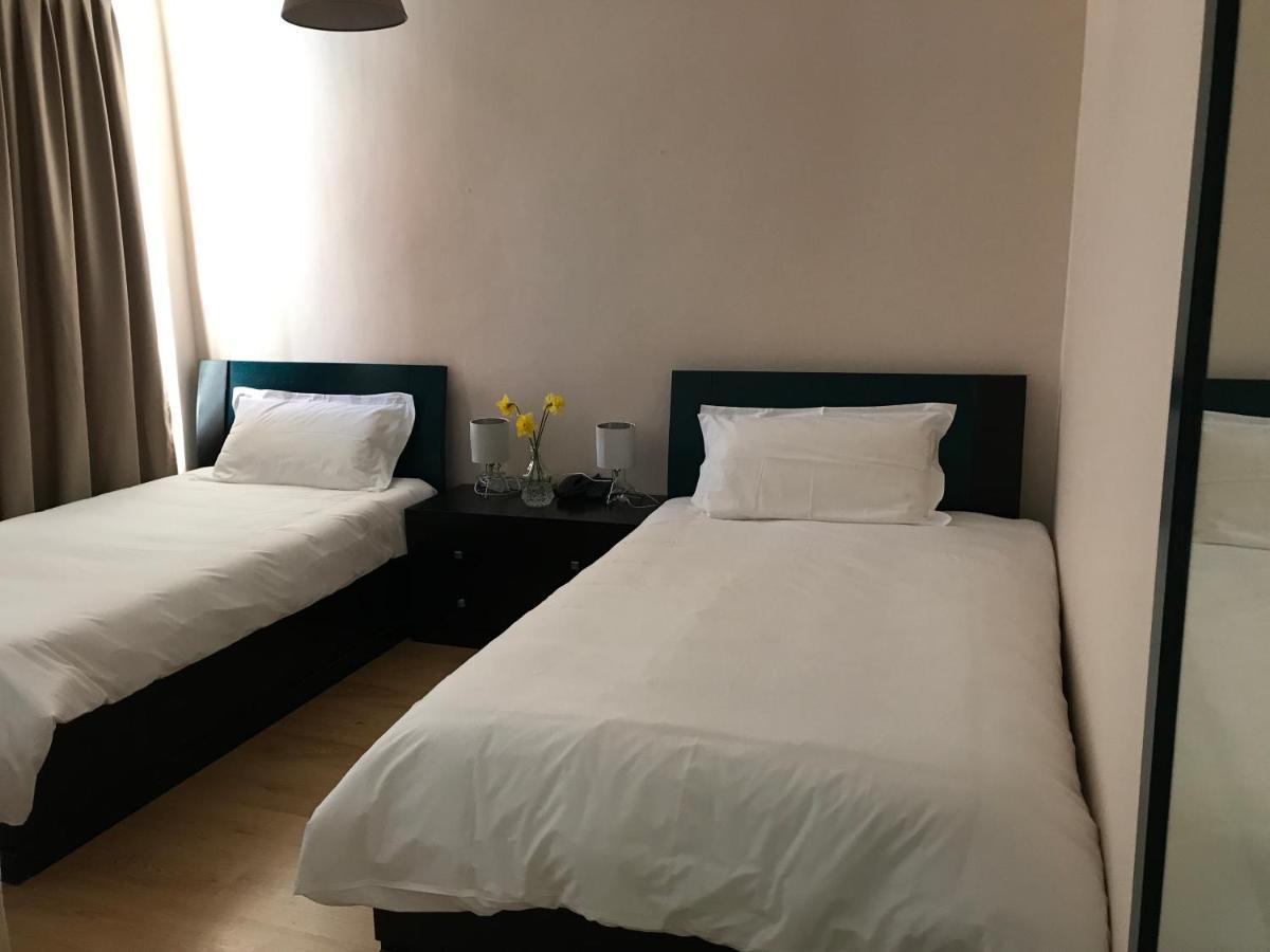 Royal Vila Hotel Тирана Экстерьер фото